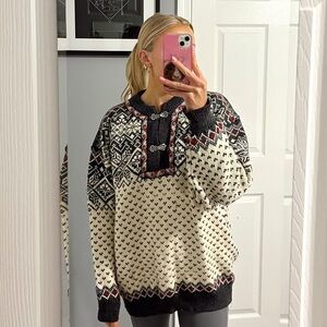 Nordstrickk Heavy Knit 100% Wool Sweater